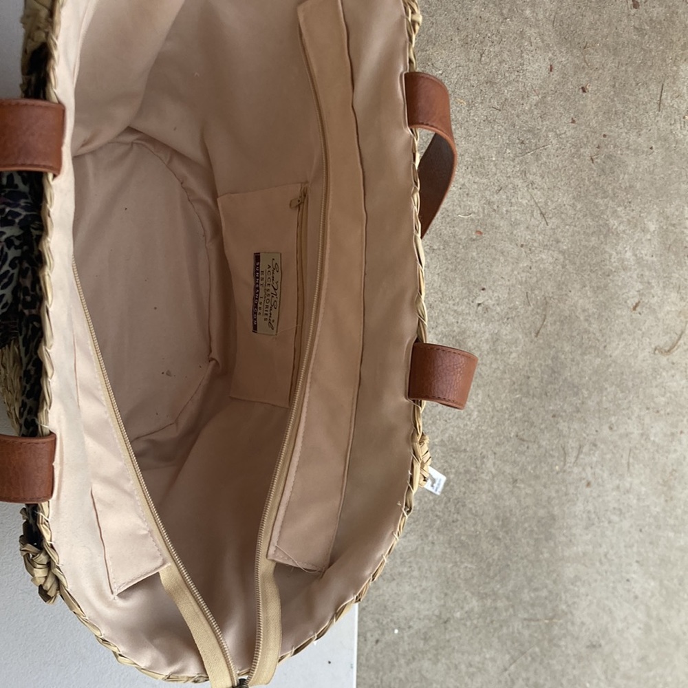 Sun “N” Sand Shoulder Tote - Picture 11 of 13